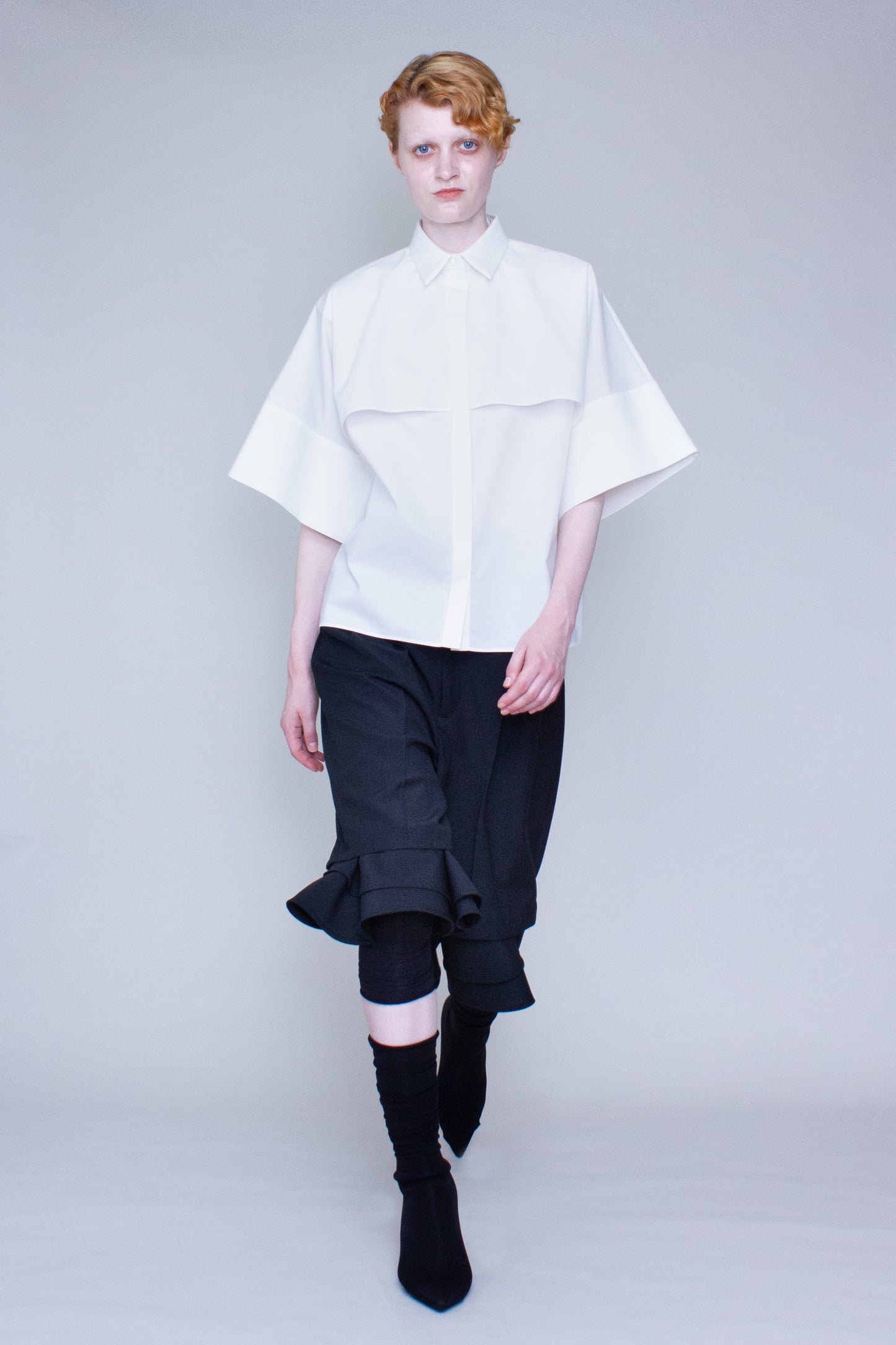 Half bat sleeve shirt