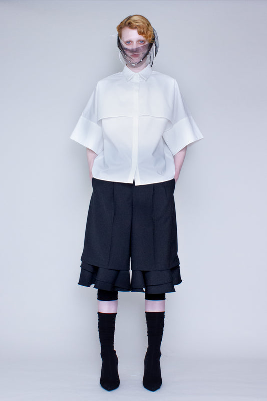 Half bat sleeve shirt